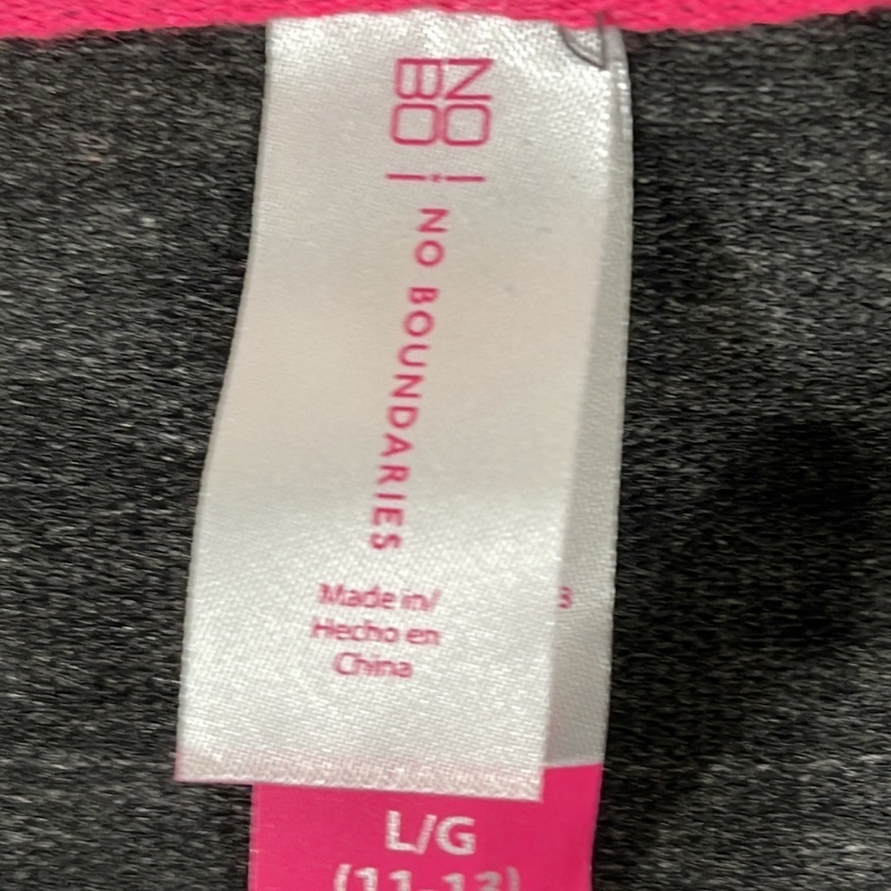 No Boundaries Juniors' Graphic Shirttail Jogger Sweatshirt Size Large - Picture 6 of 7